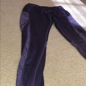Purple gym shark leggings